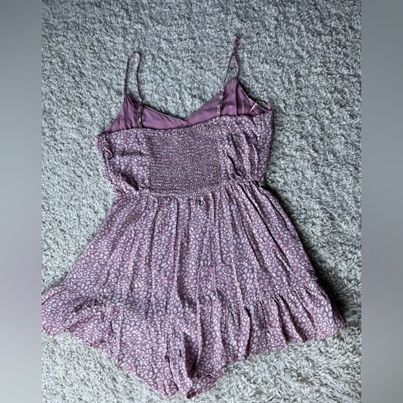 Size Small Pink Spaghetti Strap Pink Women's Romper - Picture 2 of 8